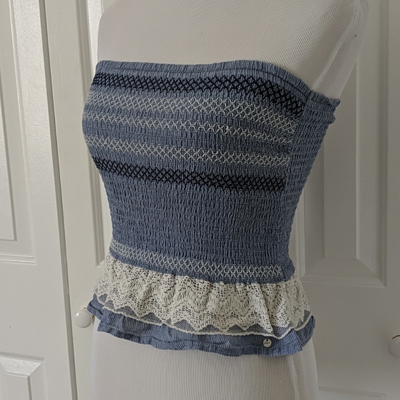 Abercrombie & Fitch Tops - Abercrombie and Fitch stretchy tube top